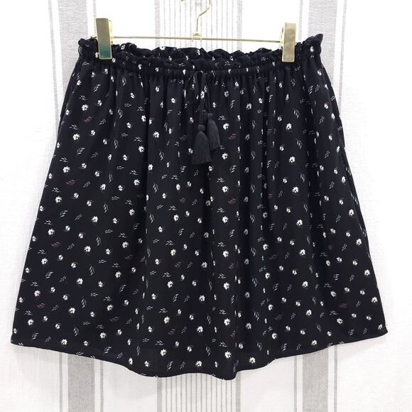 GARNET HILL Skirt Sz M Essential Paper Bag Waist Ditzy Floral Skater Cottagecore - Picture 1 of 9